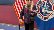 Joni Mitchell postala američka državljanka nakon 62 godine života u SAD-u