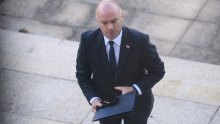 Šipić najavio povećanje potpore za novorođenčad: Roditeljima 803 eura