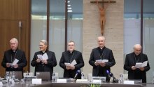 Biskupi se okupili na dvodnevnom skupu: Među temama i svećenički podmladak