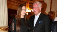 Crvena haljina i ružičasti sako: Kći Mije Begović zablistala na vjenčanju Lane Radeljak