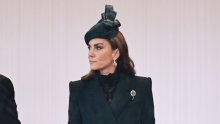 Kate Middleton zablistala u tamnozelenom, no jedan detalj njezina stajlinga ima posebnu priču