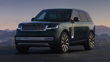 Slabiji električni Range Rover ima 100 KS manje: Pogledajte koliko je time dobio na dosegu