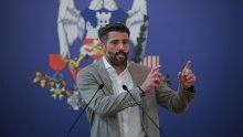 Vučićev poraz pokrenuo lavinu: Sada se traži rušenje vlasti u Beogradu i diljem Srbije