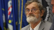 Preminuo akademik Pečarić: Htio je da 'ZDS' postane službeni pozdrav vojske