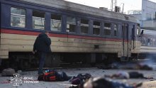 Horor na željezničkom kolodvoru u Dnjipru: Rusi dronom pogodili peron pun putnika