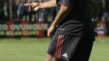 Zbog Ronaldinha panika u Milanu
