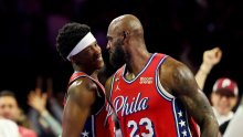 76ersi opet svladali Knickse, Warriorsi napravili veliki preokret protiv Lakersa