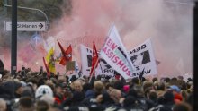 VIDEO Prosvjedovalo se i u Njemačkoj, policija iznijela prve brojke: 'To je neprihvatljivo'