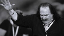 Estradni umjetnici su se biranim i dirljivim riječima prisjetili suradnje i susreta s njihovim kraljem