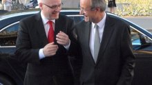 'Hrvatska samostalno odlučuje o referendumu'