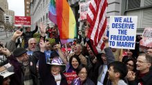 Obama ulaže milijarde u gay zajednicu