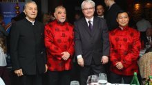 Mesić žestoko napao Josipovića!