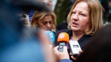 Andrea Zlatar apelira da se kulturnjaci odreknu deset posto