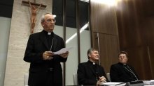 HBK dopustila prikupljanje potpisa za referendum pred crkvama
