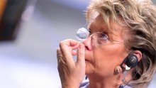 Reding demantira Vesnu Pusić