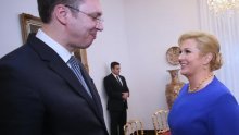 Grabar-Kitarović srdačno čestitala novom srpskom kolegi Vučiću