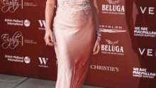 Svijet još uživa u pogledu na obline Sharon Stone