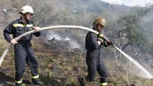 Požar na miniranom području kod Perušića