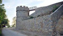 'Kraljica ambalaže' gradi dvorac bez dozvole