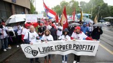 Pozivi na generalni štrajk i poruka da su ljudi važniji od kapitala