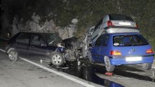 Trostruki sudar u Zatonu Doli, jedna osoba poginula