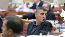 Bulj Mikulića nazvao šljunkarom i izašao iz sabornice