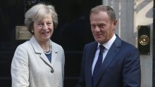 Tusk: Izgleda da je Hitchcock režirao Brexit - prvo potres pa rast napetosti