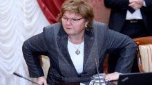 Rast porodiljnih naknada ograničen i odgođen do ljeta