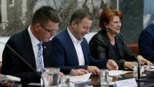 Od ministara na sjednici GSV-a samo Panenić i Šikić