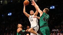 Bogdanovićevih 12 koševa i 12 skokova; promašio svih 7 trica!