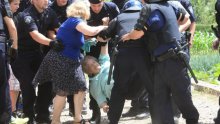 Privedena 23 aktivista Živog zida, 92-godišnja baka uspjela izmaći
