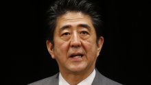 Shinzo Abe stiže u Soči kao potpora Putinu