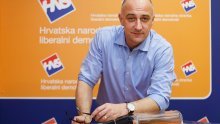 HNS žestoko: Titanik Vlada opasno nas vodi prema santi leda