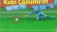 Sneijderov gol digao Tursku na noge; je li mu golman pustio?