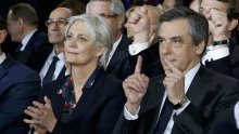 Francois Fillon unatoč aferi ne odustaje od predsjedničke utrke