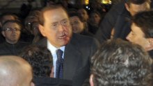 Psihički bolesnik umalo upao u Berlusconijevu sobu