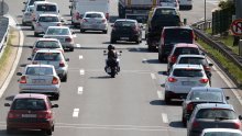 Kolona na izlazu s autoceste prema Zagrebu, gužve na Dalmatini