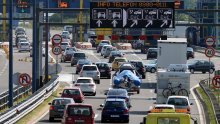 Kolona na Lučkom duga 12 kilometara