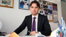 Croatian deputy PM, EU regional policy commissioner hold talks