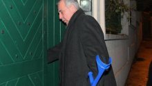 Sanaderovu bolesnu nogu liječe Dinamovi fizioterapeuti?!