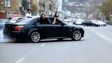 Pogledajte kako omladina u Čečeniji terorizira promet