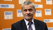 'Glupo je uvoditi outsourcing u javne i državne službe'
