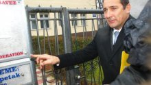 Igor Štimac ne vraća novac i izbjegava sud