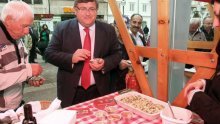 Što je Obersnel radio protekle četiri godine?