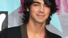 Joe Jonas glumi u romantičnoj komediji