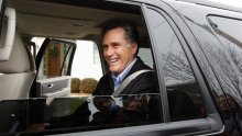 Hoće li autoindustrija oprostiti Romneyju?