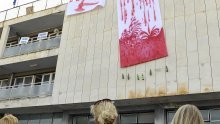 Isus osvanuo na zgradi Dalmacijavina
