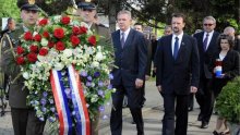 Podjela i na komemoraciji za ubijene policajce u Borovu