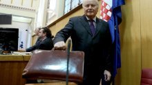Hrvatska se zadužuje za 1,5 milijardi eura