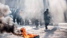 Tuzlanski policajac kritično, Mostarci blokirali promet
